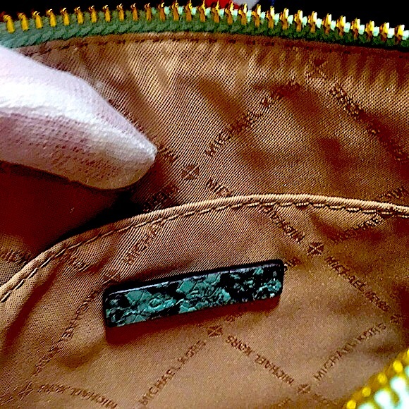 MICHAEL KORS EMBOSSED LEATHER CLUTCH WRISTLET(NWT) - Picture 7 of 11